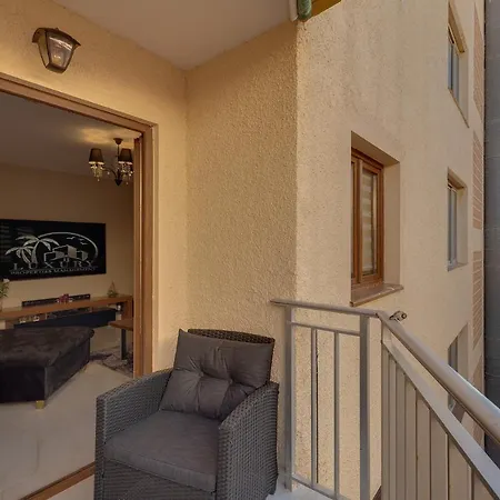 Apartamento Calle Maestro Parada *