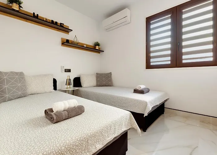 Calle Maestro Parada Appartement